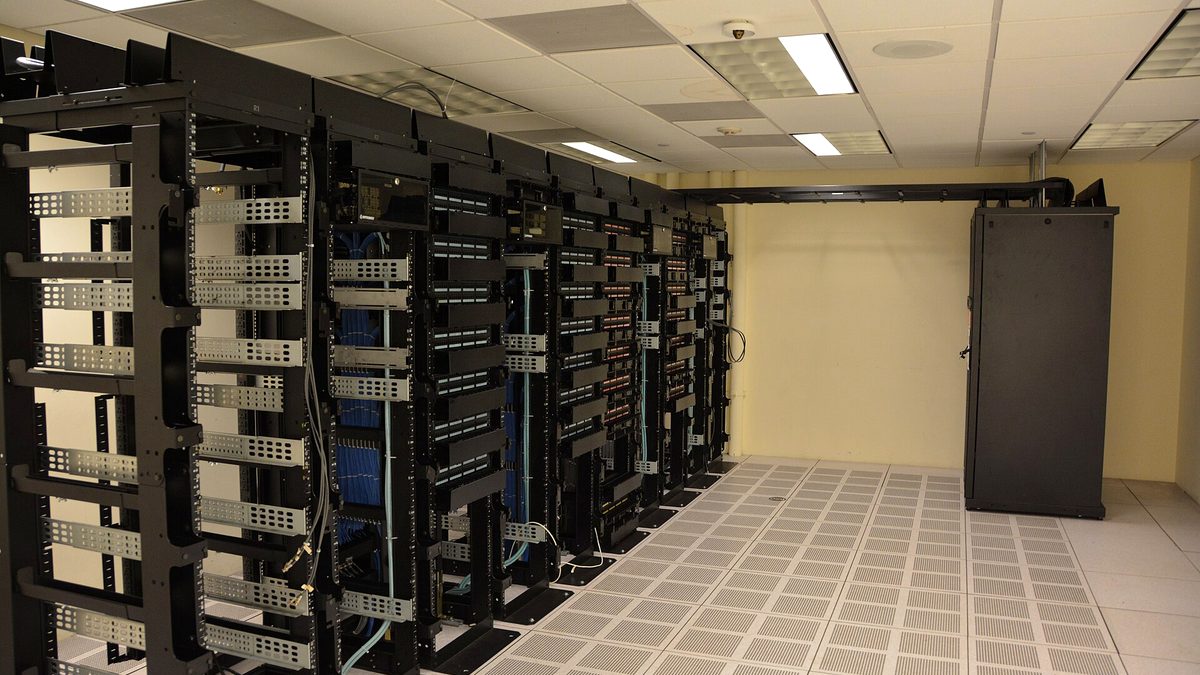 EB-LINK optical module coding service upgrade, covering mainstream data center switch models