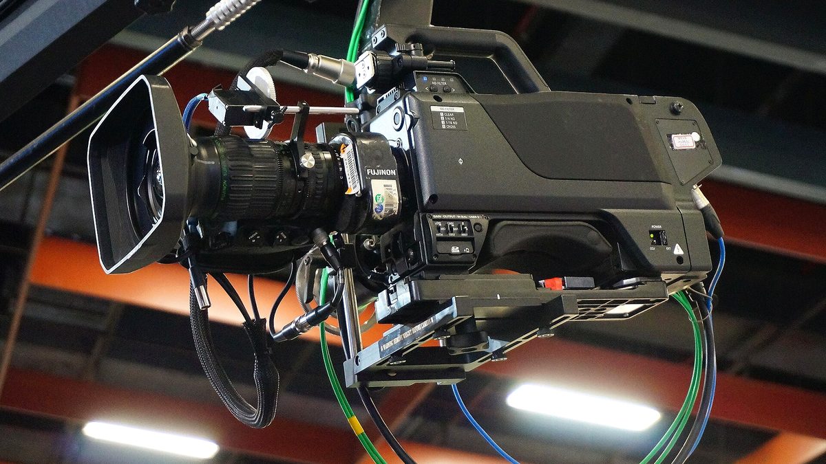 Optical terminals and consumables are in place before New Year's Day live broadcast and duty peak