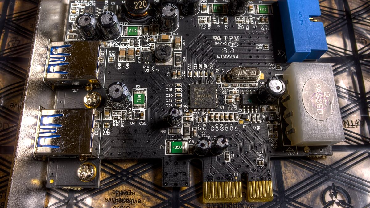 EB-LINK serial and parallel port expansion cards are exported to Southeast Asia in batches to serve overseas industrial control transformation